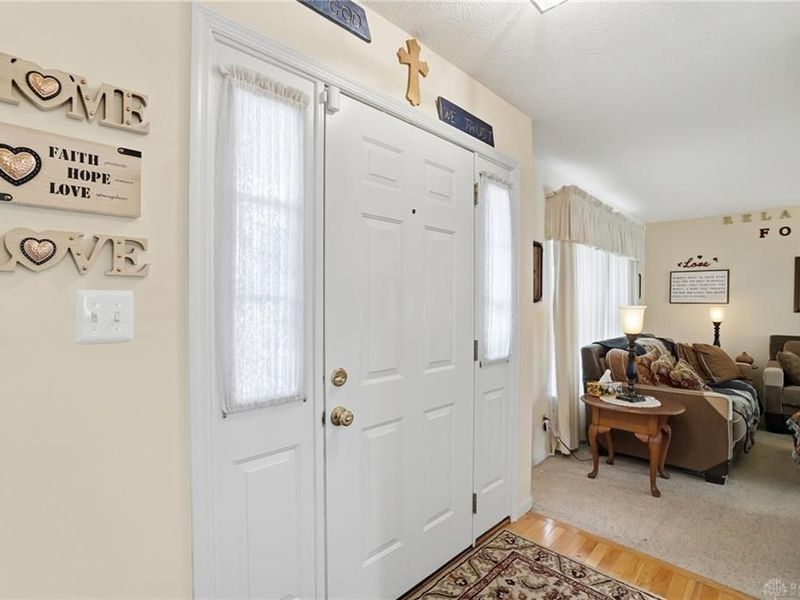 4908 Wicklow Drive, Middletown, OH 45042 Photo 4