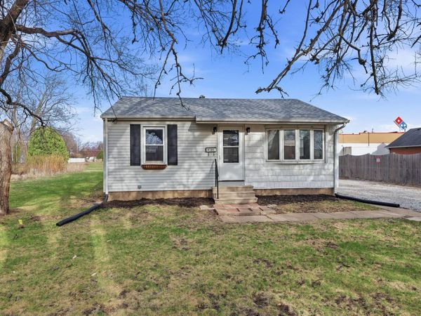 4120 4th Street , East Moline, IL 61244