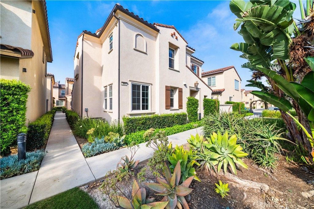 208 W Cork Tree, Orange, CA 92865 Main Photo