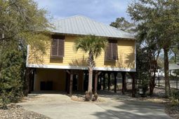 1708 25th Ave. N  photo 4