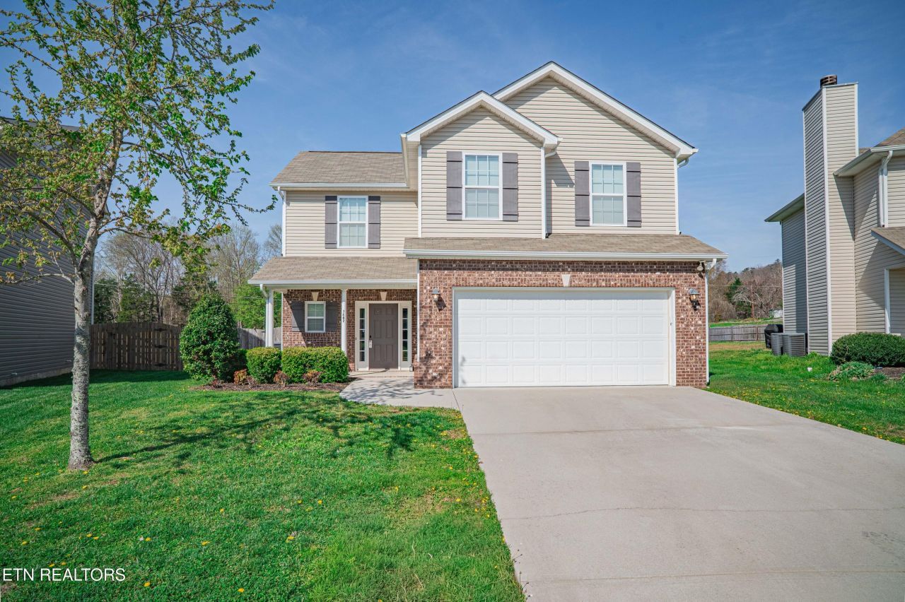 7402 Lucky Clover Lane, Knoxville, TN 37931 Main Photo