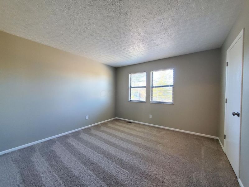 2047 Bridlewood Boulevard, Unit 2049, Columbus, OH 43207 Photo 13