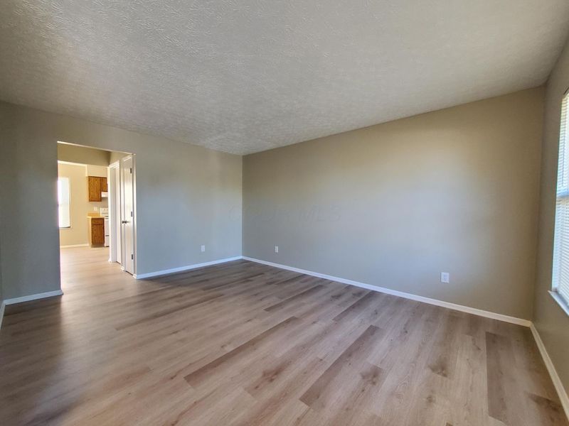 2047 Bridlewood Boulevard, Unit 2049, Columbus, OH 43207 Photo 2