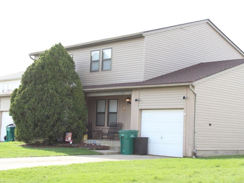 2057 Bridlewood Boulevard, Unit 2059, Columbus, OH 43207 Photo 2