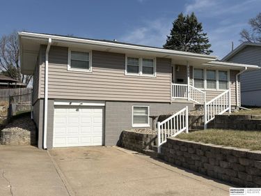 8304 Franklin Street , Omaha, NE 68114