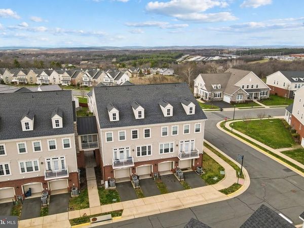 42553 SUNSET RIDGE SQUARE, ASHBURN, VA 20148