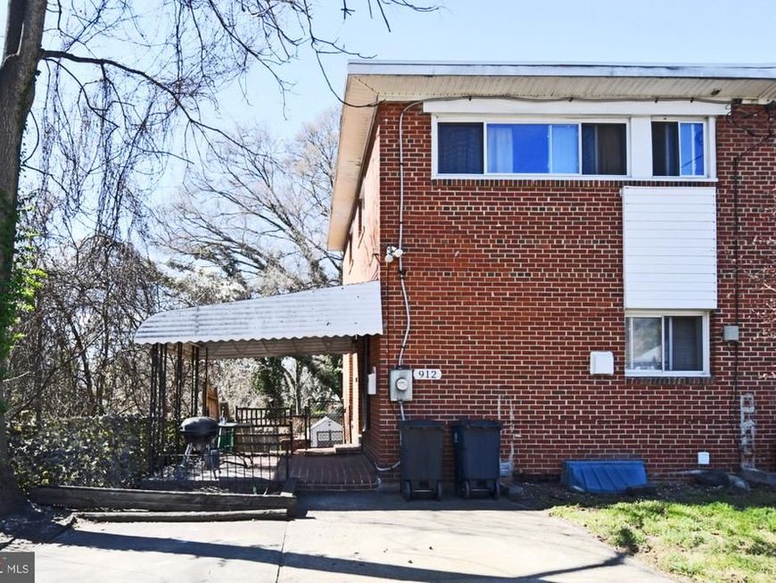 912 Irvington Street , Oxon Hill, MD 20745 Main Photo
