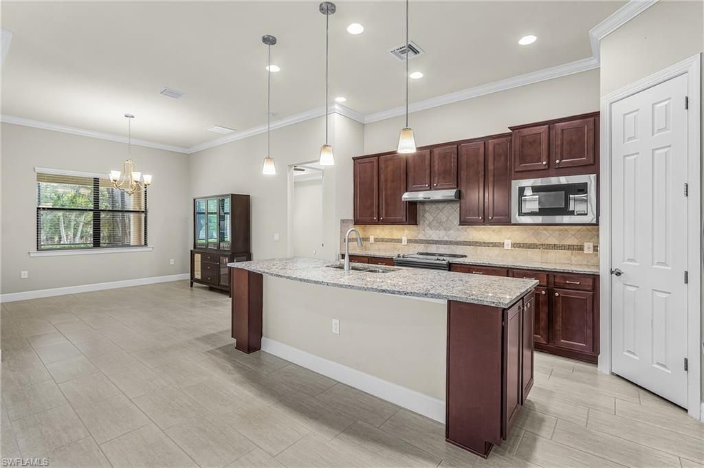 20557 Wilderness Ct, Estero, FL 33928 Photo