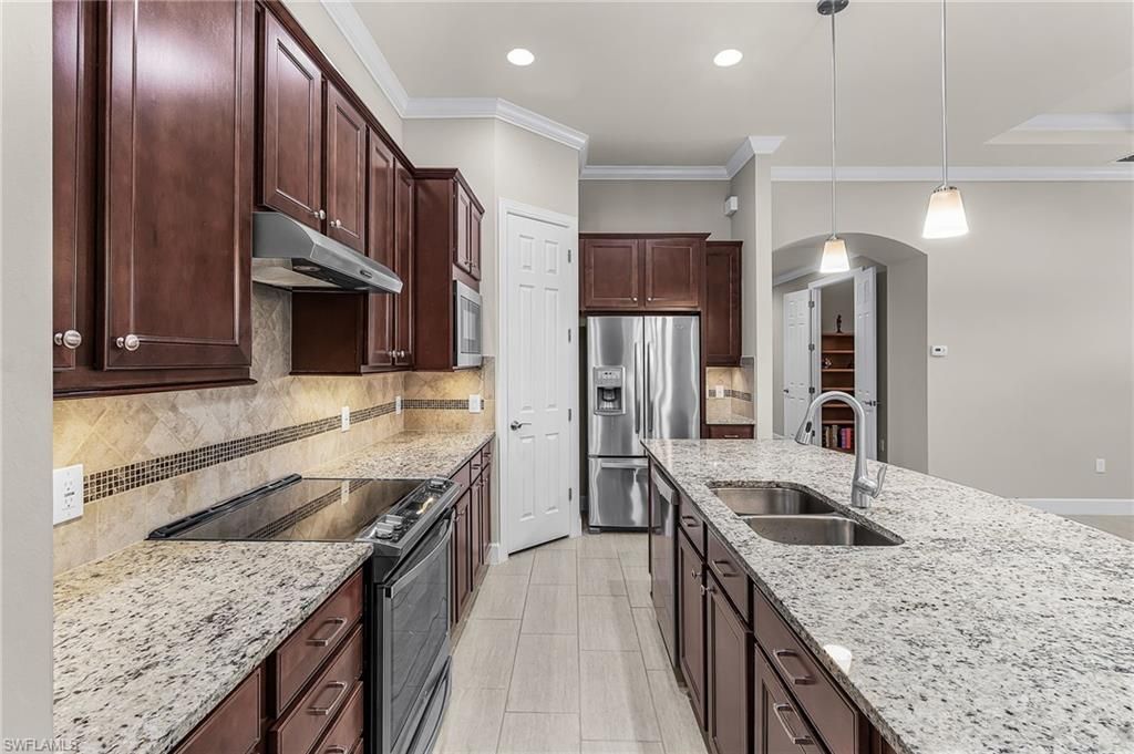 20557 Wilderness Ct, Estero, FL 33928 Photo
