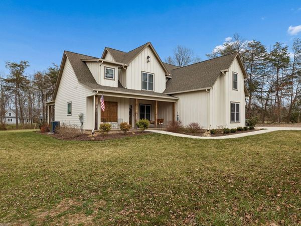 1395 Sawyer Cemetery Road, Signal Mountain, TN 37377