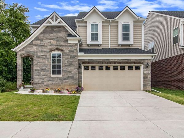 28320 Verona, Novi, MI 48377