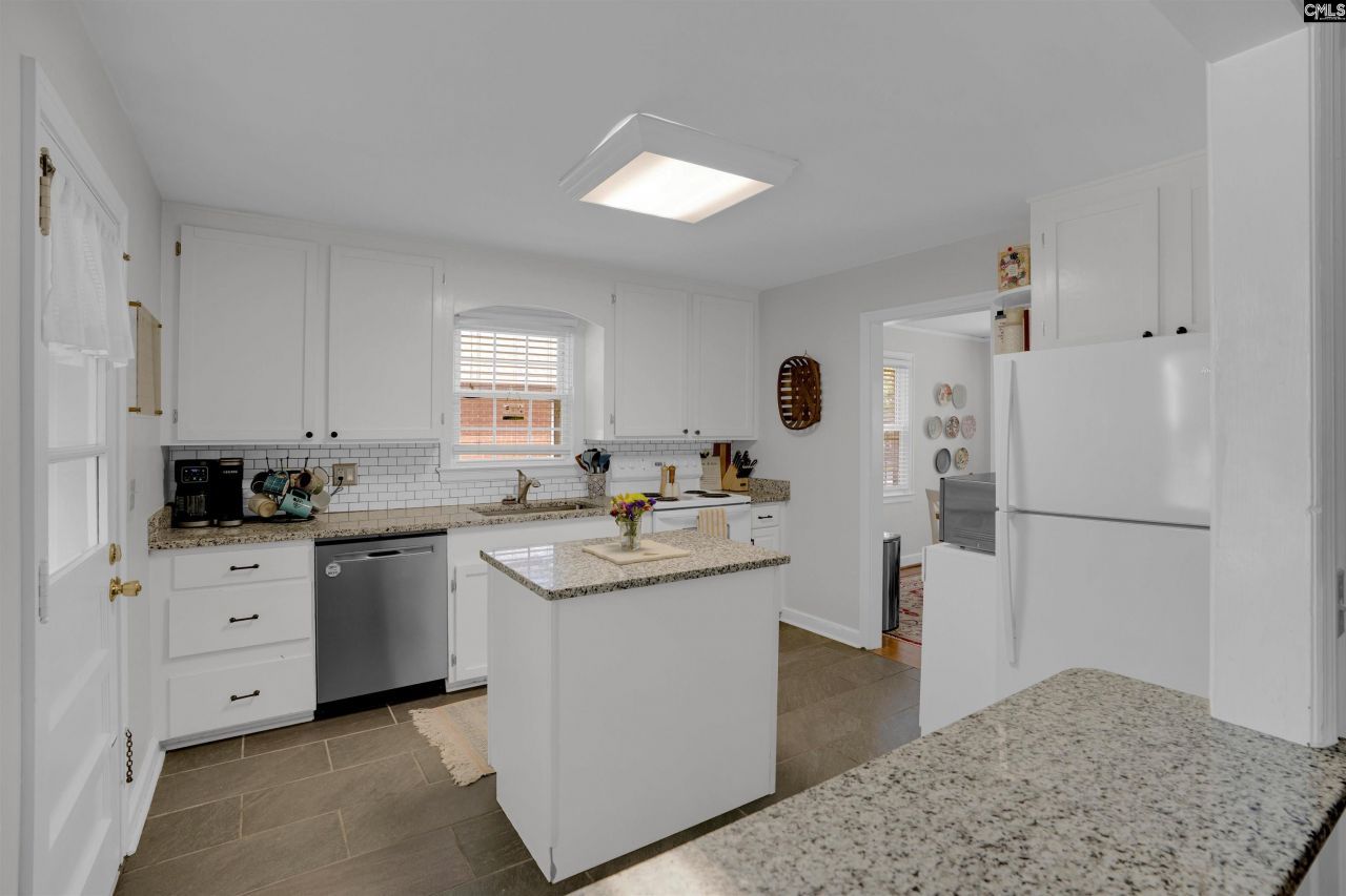 1809 Dalloz Road Photo 11