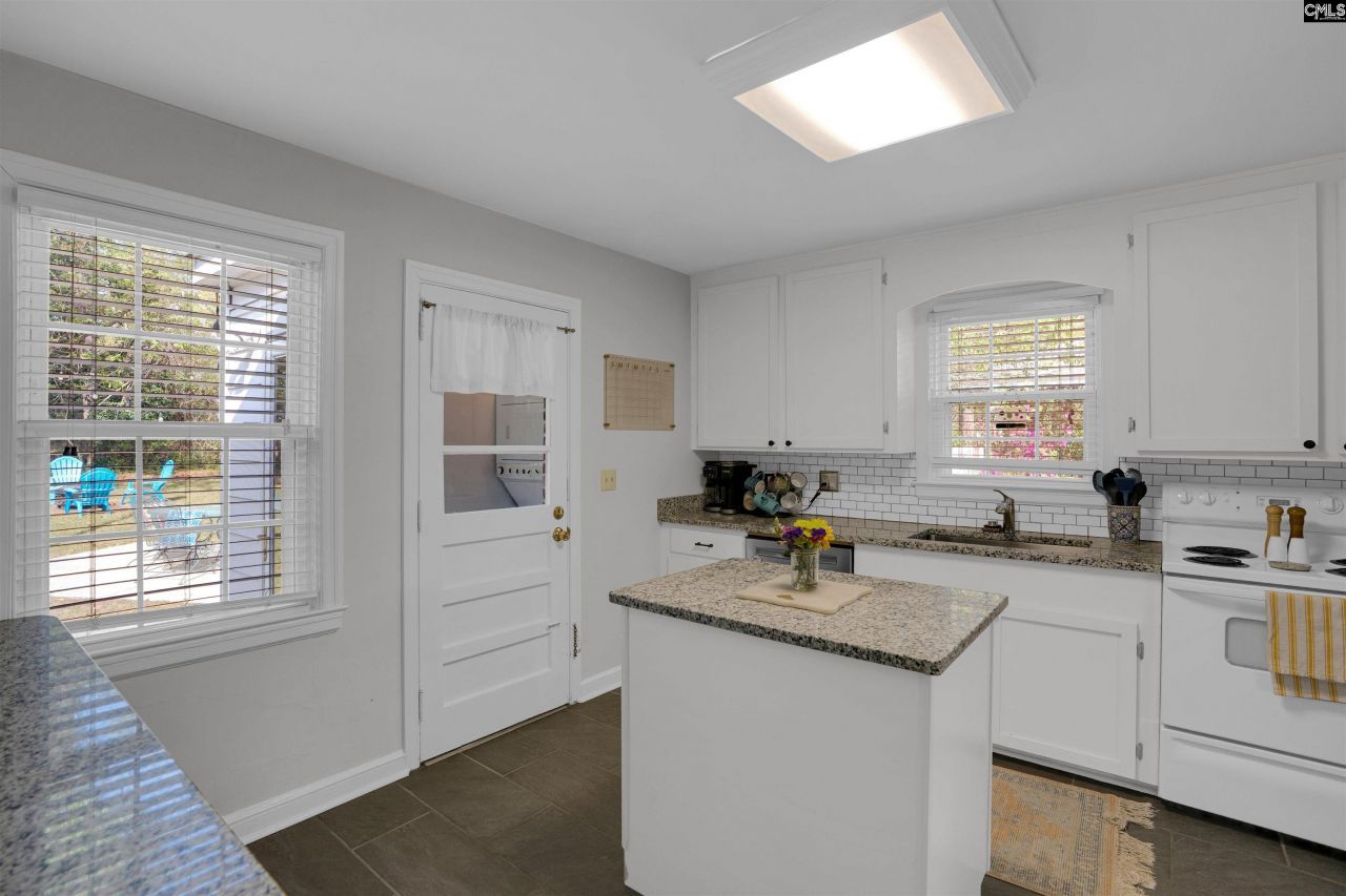 1809 Dalloz Road Photo 13