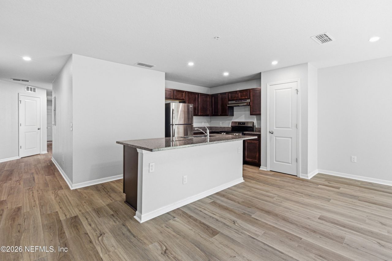 7638 Mailes Court, Unit 101,102,20, Jacksonville, FL 32210 Photo