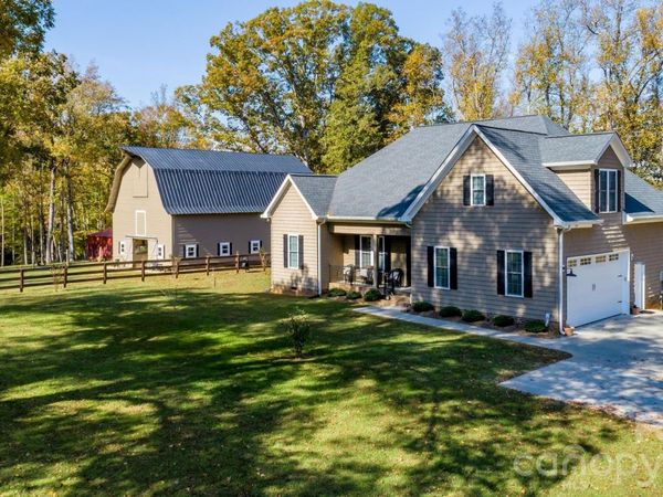 1579 Jennings Road, Statesville, NC 28625