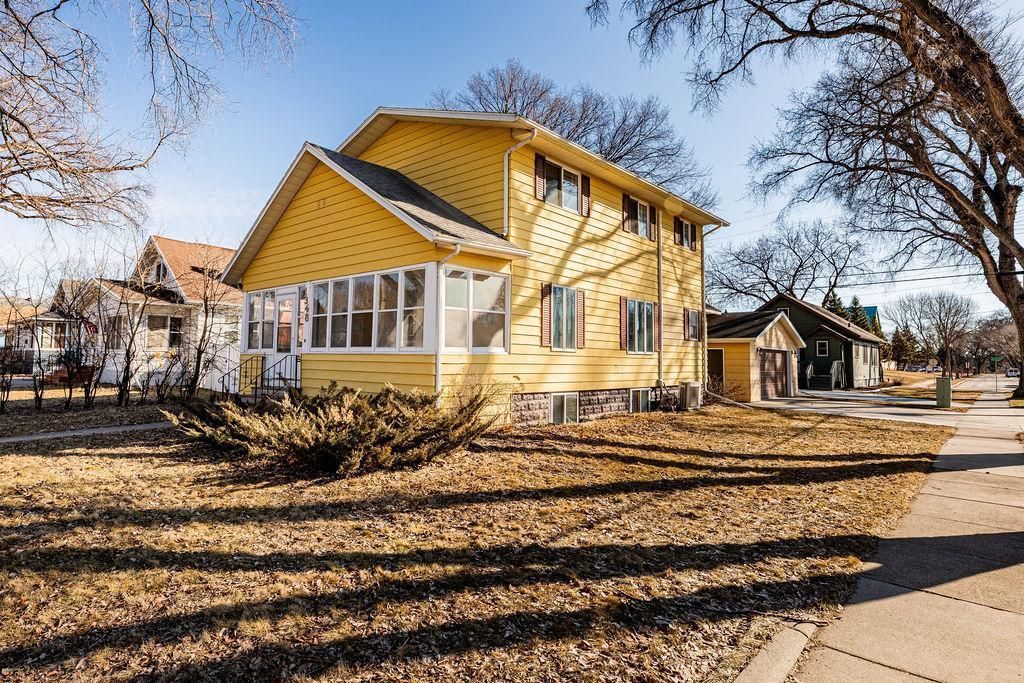 1348 6th Street S primary photo