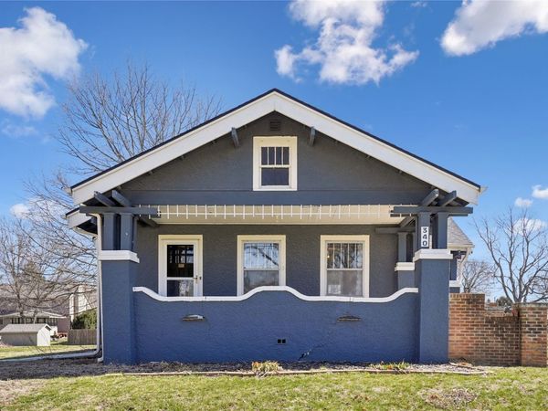 340 NE Cherry Avenue, Earlham, IA 50072