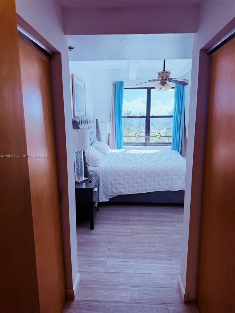 1330 Ocean Dr, Unit R5C, Miami Beach, FL 33139 Photo