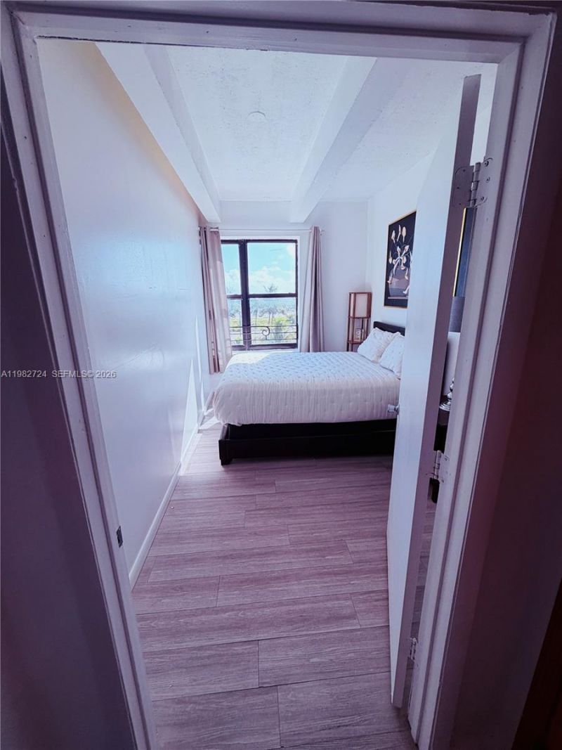 1330 Ocean Dr, Unit R5C, Miami Beach, FL 33139 Photo