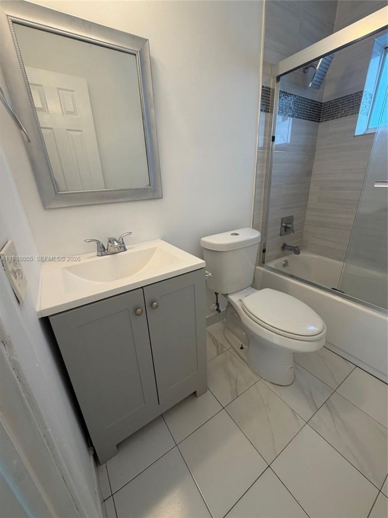 608 NW 3rd Ave , Unit 1-2, Hallandale Beach, FL 33009 Photo