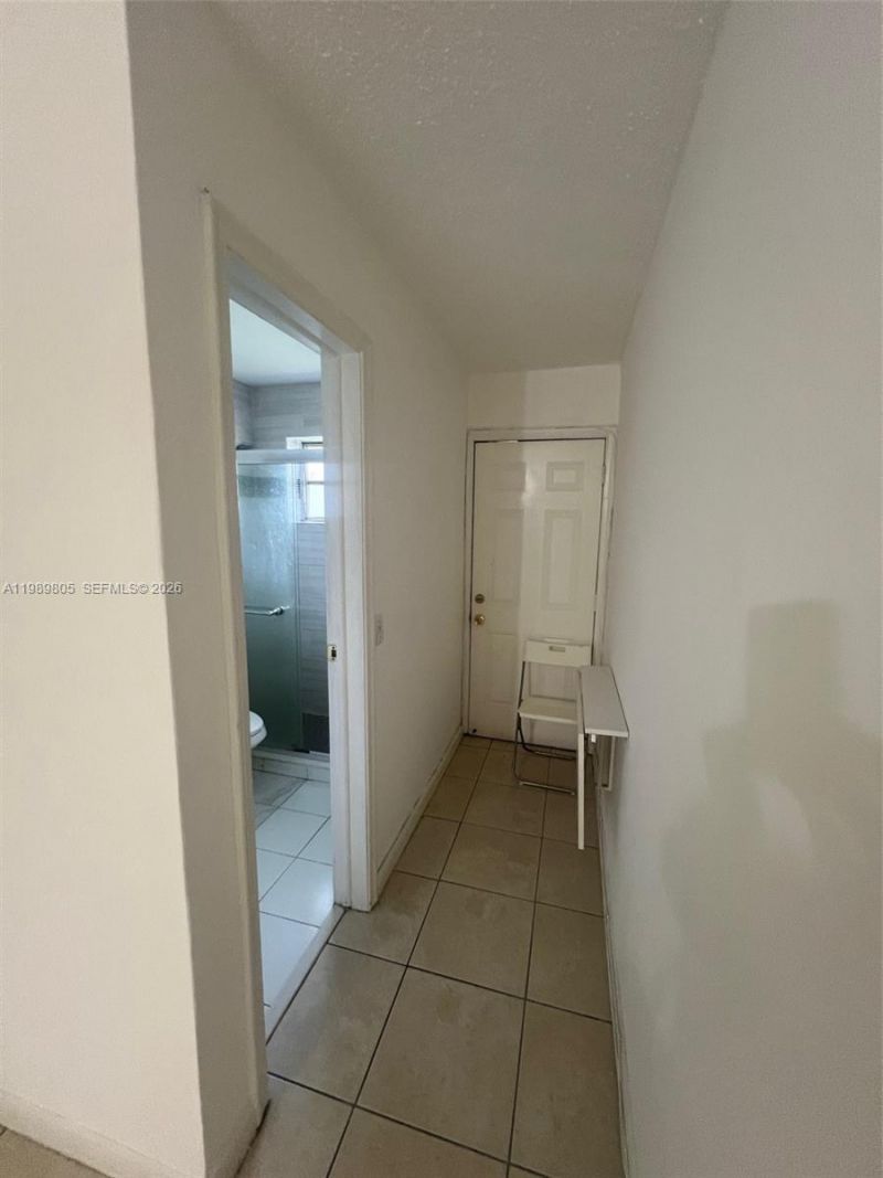 608 NW 3rd Ave , Unit 1-2, Hallandale Beach, FL 33009 Photo