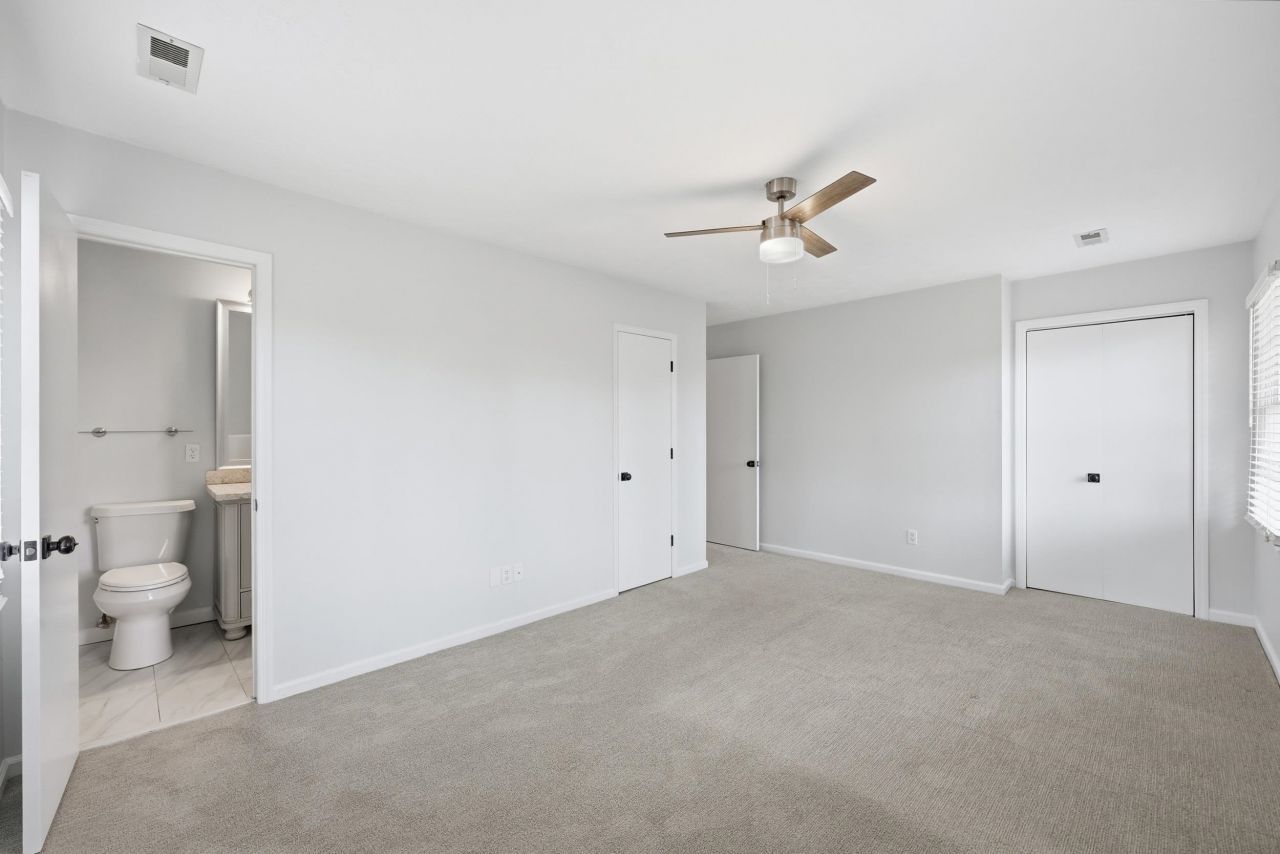 1015 Old Bridge Rd. Photo 35