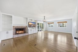 1015 Old Bridge Rd. photo 4