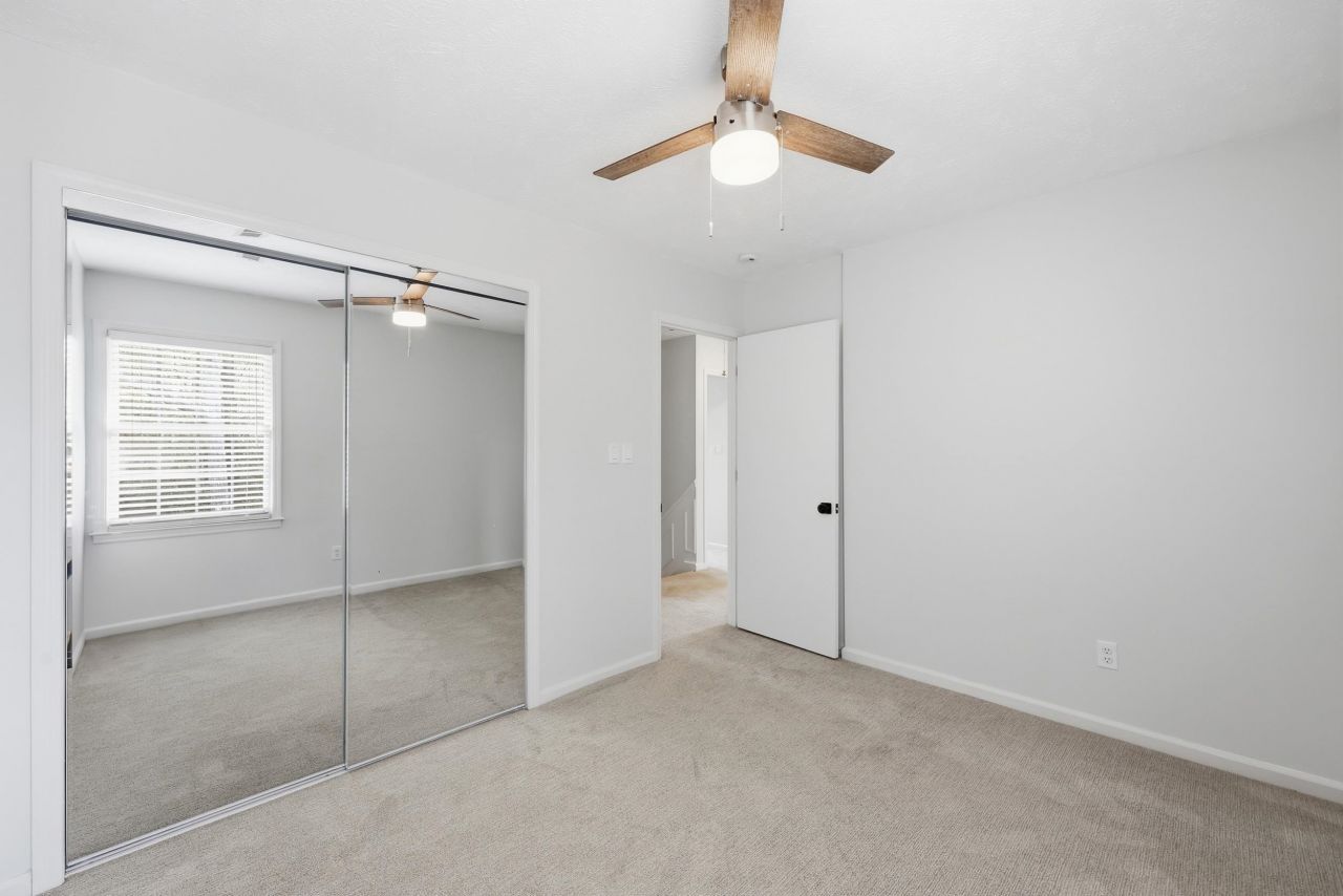 1015 Old Bridge Rd. Photo 41