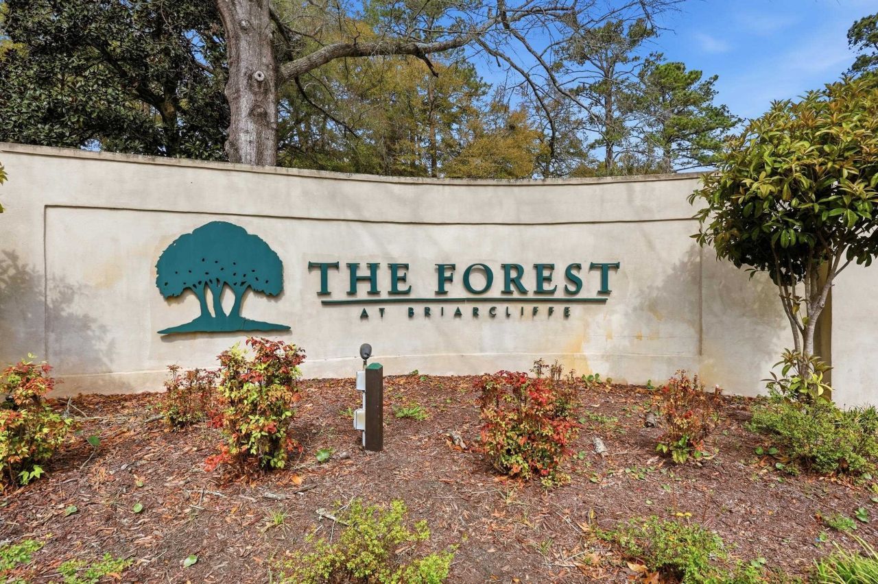 1015 Old Bridge Rd. Photo 55