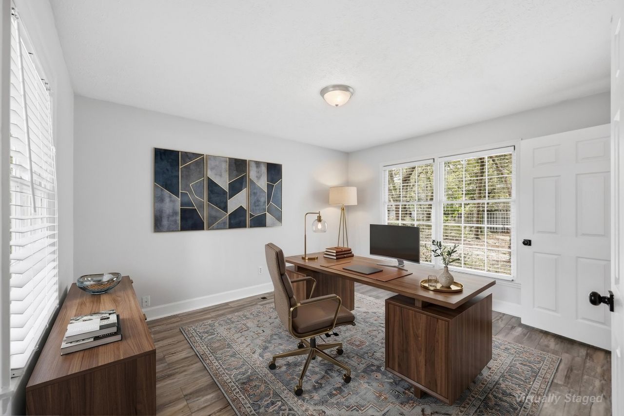 1015 Old Bridge Rd. Photo 9