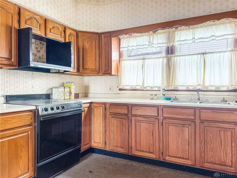 542 S Walnut Street, Urbana, OH 43078 Photo 22