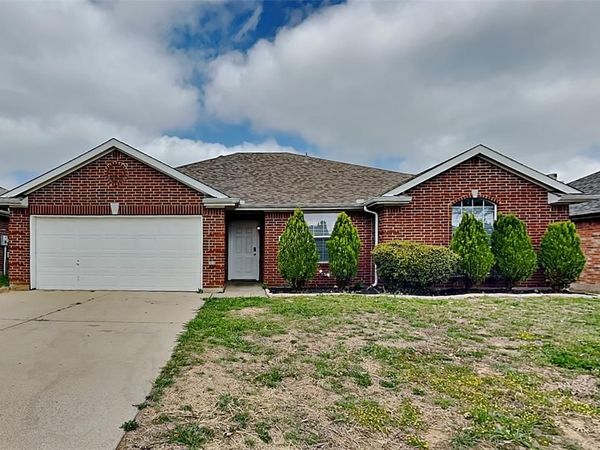 2012 Wahoo Drive, Mansfield, TX 76063