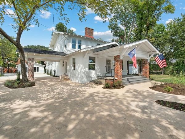 307 Huffhines Street , Richardson, TX 75081