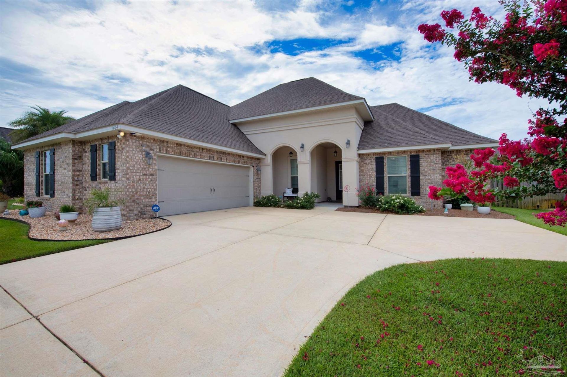 1404 Sabal Palm Dr, Gulf Breeze, FL 32563 Main Photo