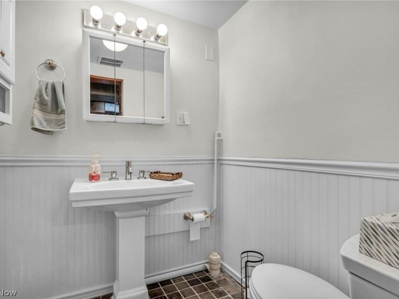 6207 Gilbert Avenue, Parma, OH 44129 Photo 20