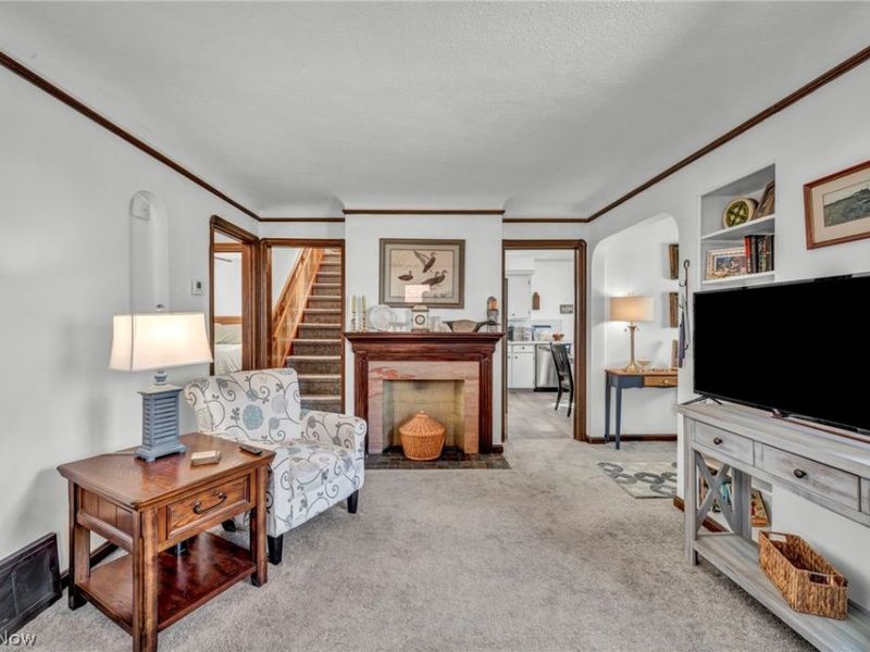 6207 Gilbert Avenue, Parma, OH 44129 Photo 5