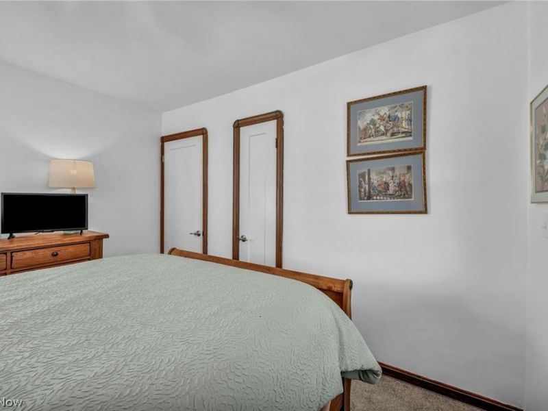 6207 Gilbert Avenue, Parma, OH 44129 Photo 8