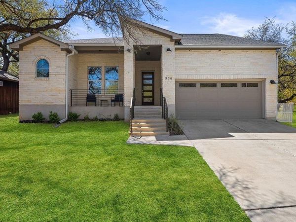 338 Coventry RD, Spicewood, TX 78669