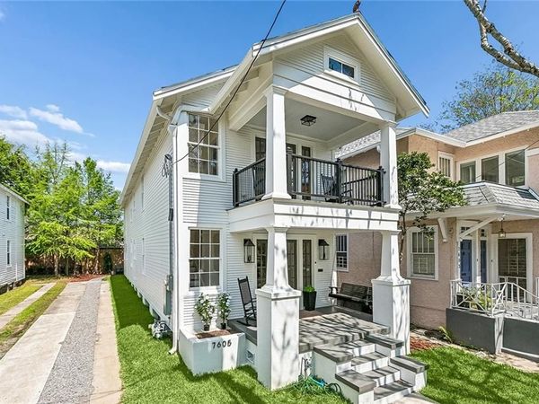 7605 HAMPSON Street, New Orleans, LA 70118