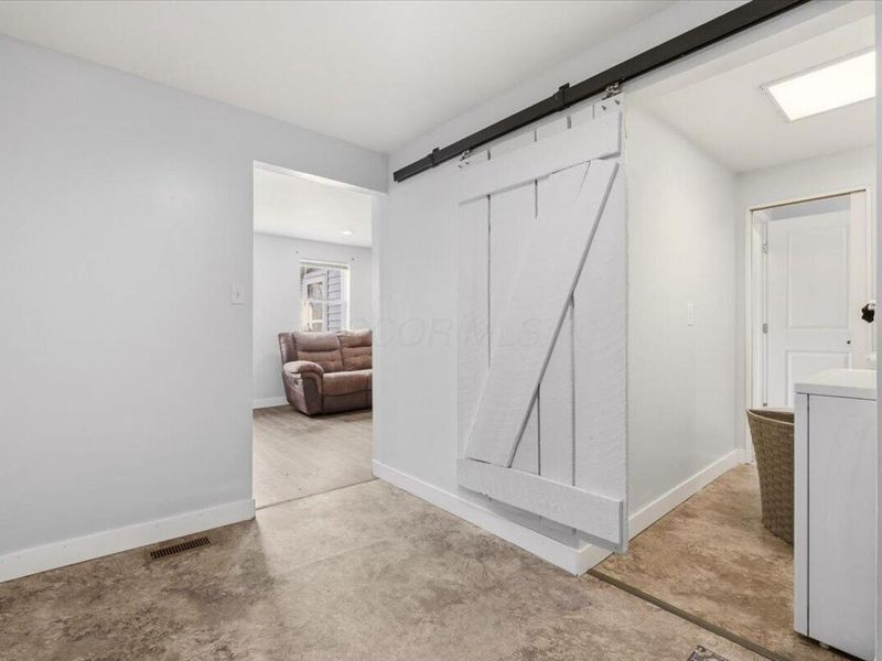 8158 New Delaware Road, Mount Vernon, OH 43050 Photo 18