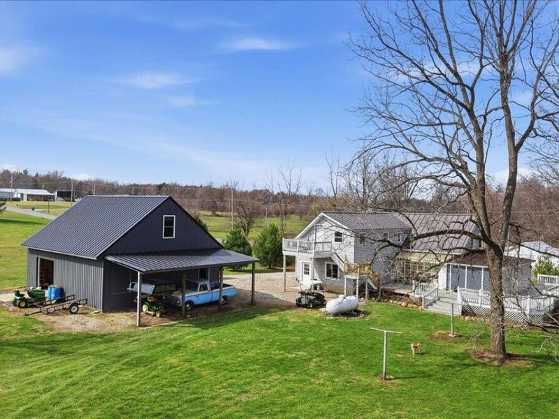 8158 New Delaware Road, Mount Vernon, OH 43050 Photo 2