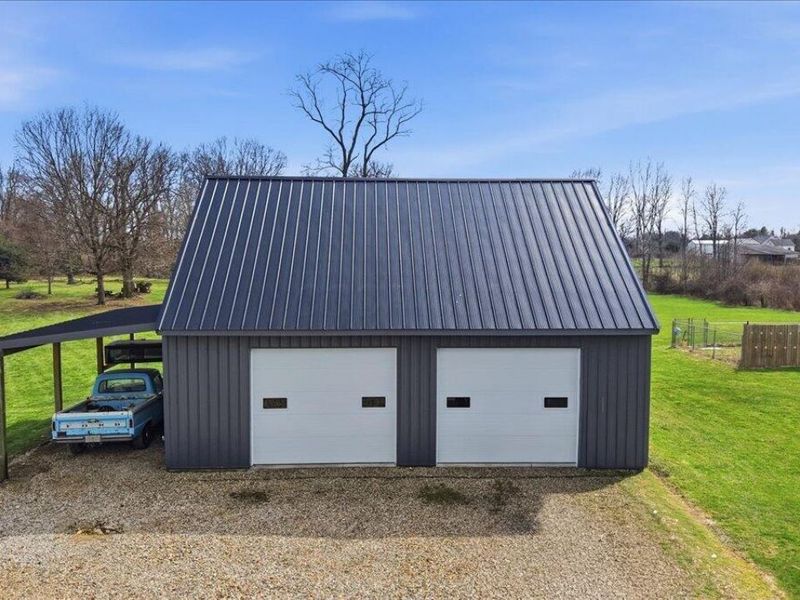 8158 New Delaware Road, Mount Vernon, OH 43050 Photo 4