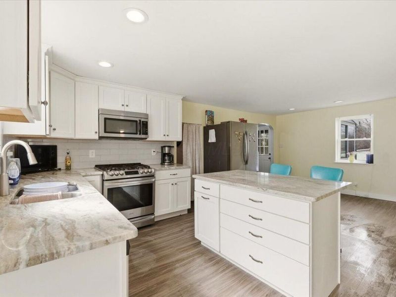 8158 New Delaware Road, Mount Vernon, OH 43050 Photo 8