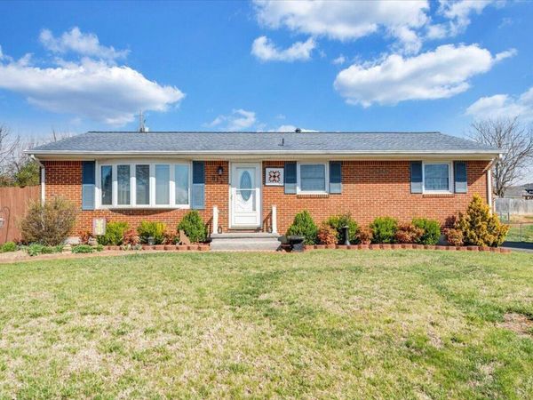 614 Santee RD , Roanoke, VA 24019
