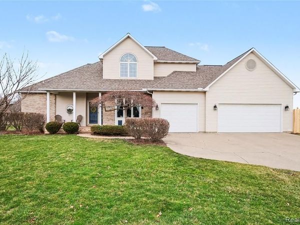 5143 Territorial Road, Grand Blanc Twp, MI 48439