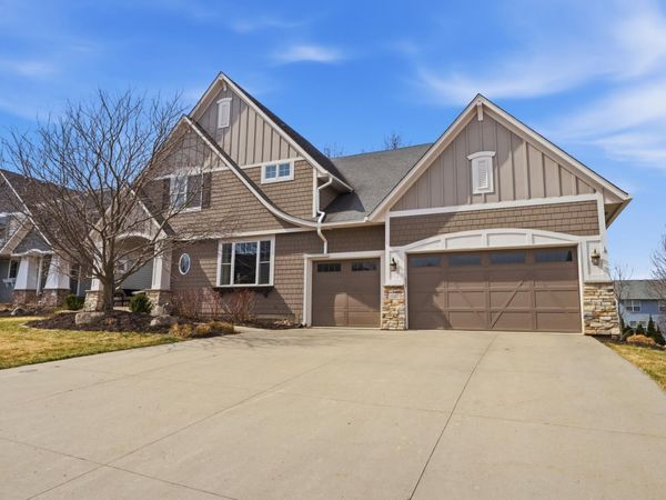 11587 Avery Drive, Inver Grove Heights, MN 55077