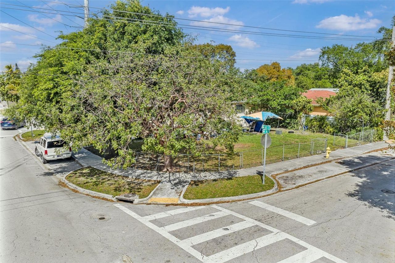 6701-6703 NW 5th Avenue , Unit 6701-6703, Miami, FL 33150 Photo