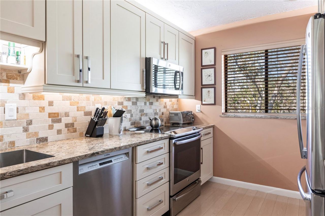 1531 Clower Creek Drive, Unit HA245, Sarasota, FL 34231 Photo