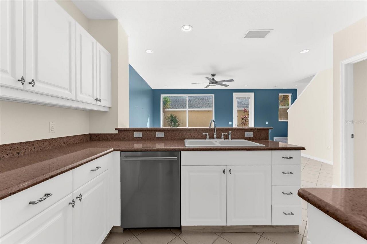 5637 Whitehead Street , Bradenton, FL 34203 Photo