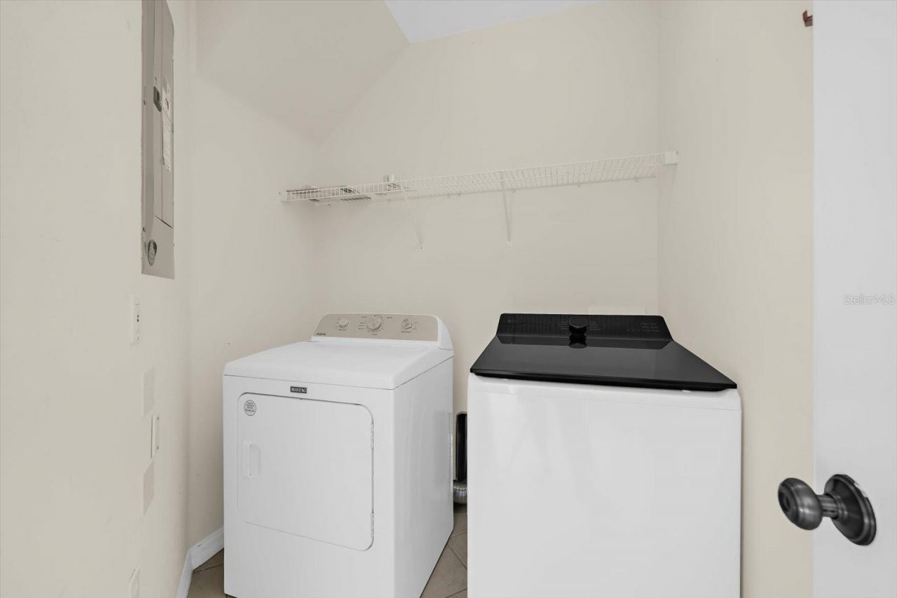 5637 Whitehead Street , Bradenton, FL 34203 Photo